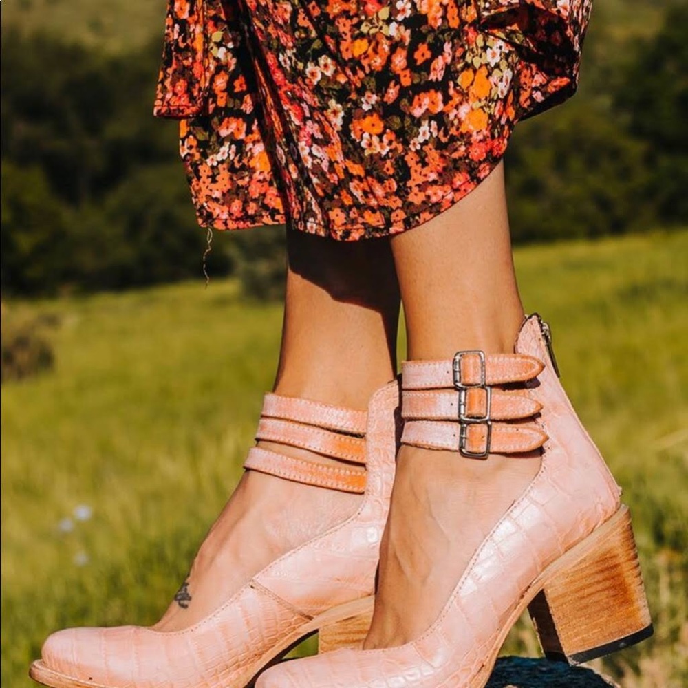 Freebird Randi Pink Croco